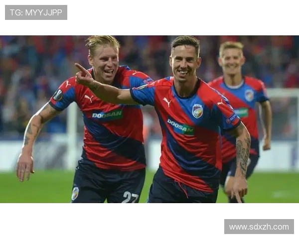 弗赖堡控球表现稳健：新赛季战术变革提升球队整体风貌