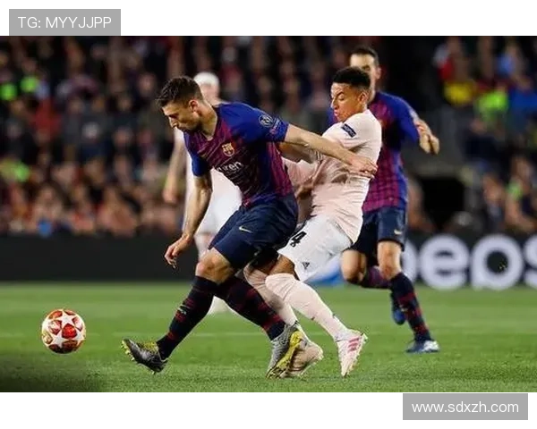 曼联胜势稳定性承压,当前阶段表现波动对赛季走势形成制约 曼联胜势稳定性承压,当前阶段表现波动对赛季走势形成制约